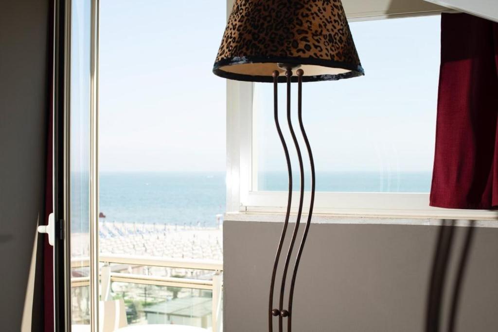 Hotel Lady Mary Milano Marittima Esterno foto