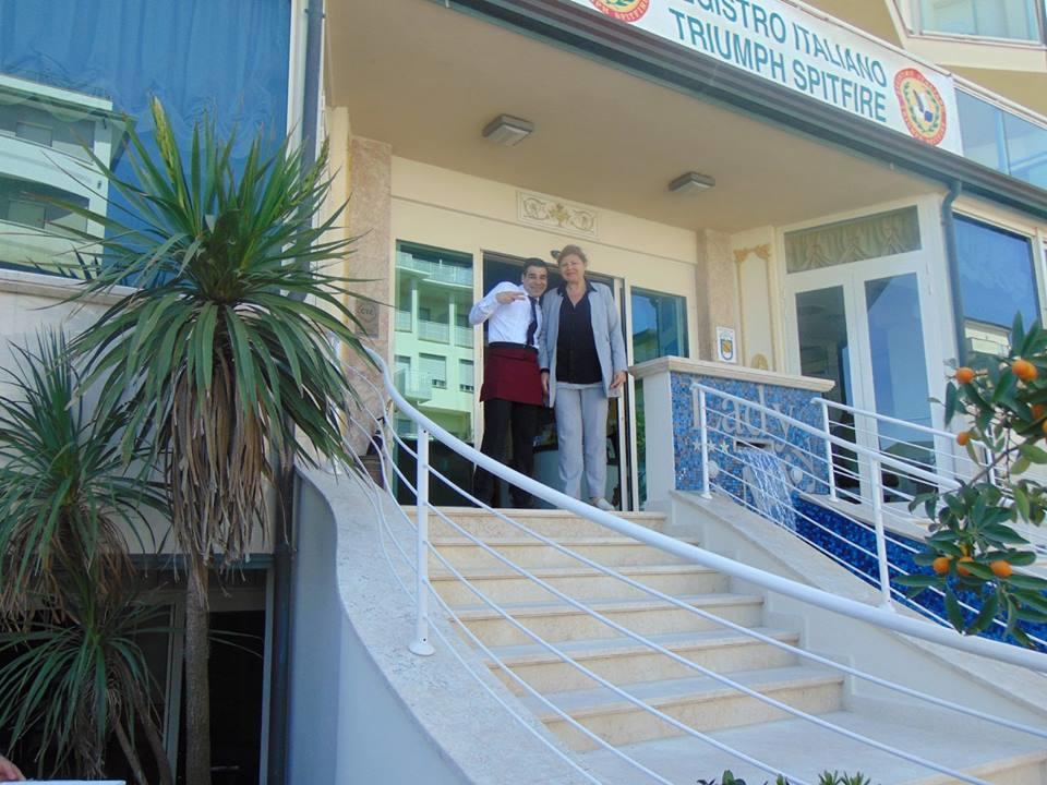 Hotel Lady Mary Milano Marittima Esterno foto