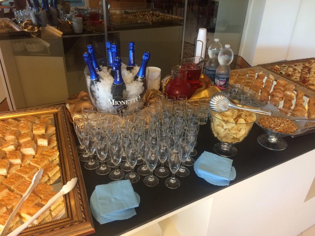 Hotel Lady Mary Milano Marittima Esterno foto