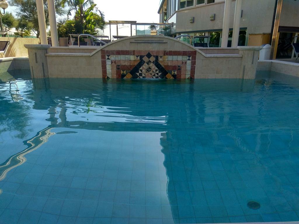 Hotel Lady Mary Milano Marittima Esterno foto